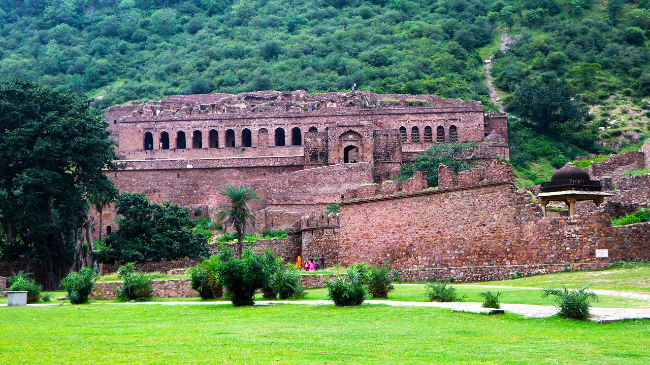 Jaipur Bhangarh Abhaneri Sightseeing Tour Packages